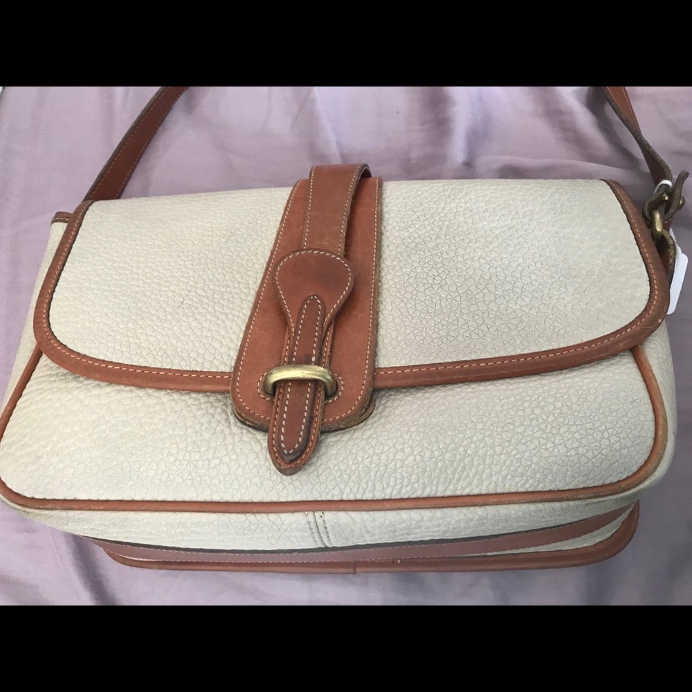 Vintage Dooney & Bourne leather purse